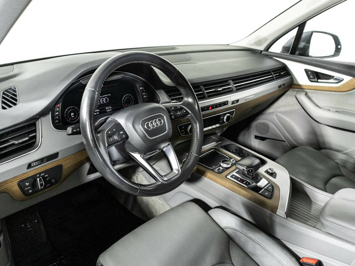Купить Audi Q7 с пробегом. Фото: #10