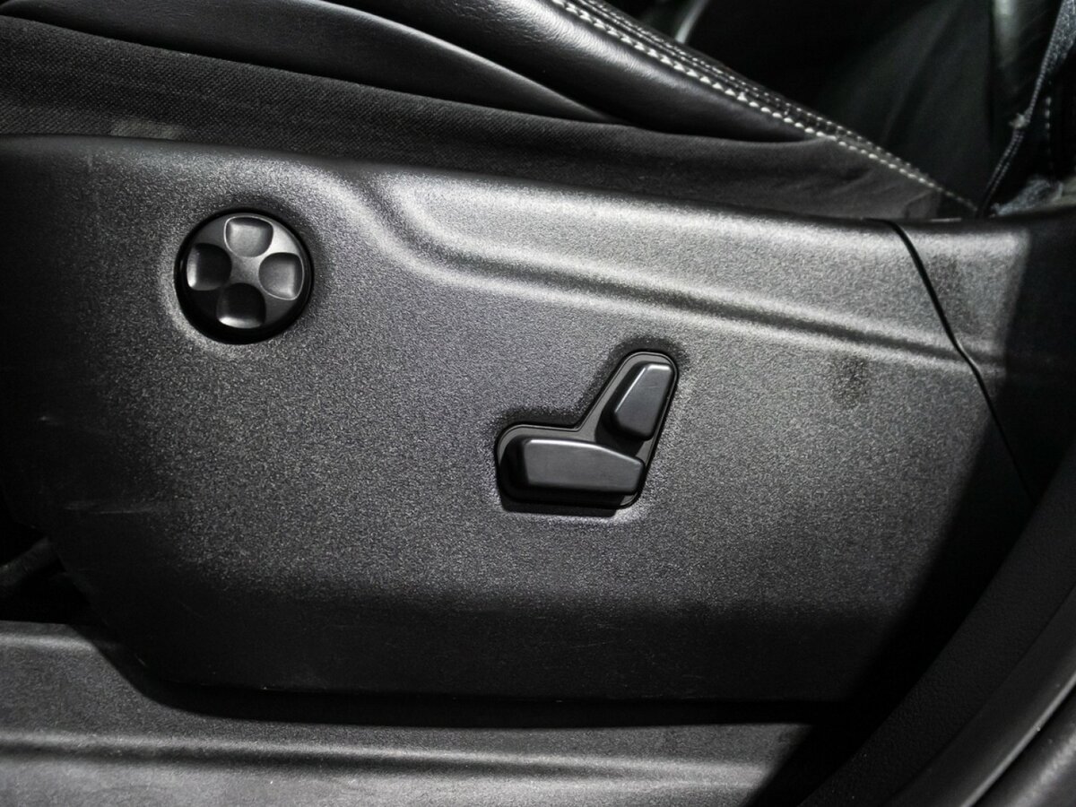 Купить Jeep Grand Cherokee с пробегом. Фото: #14
