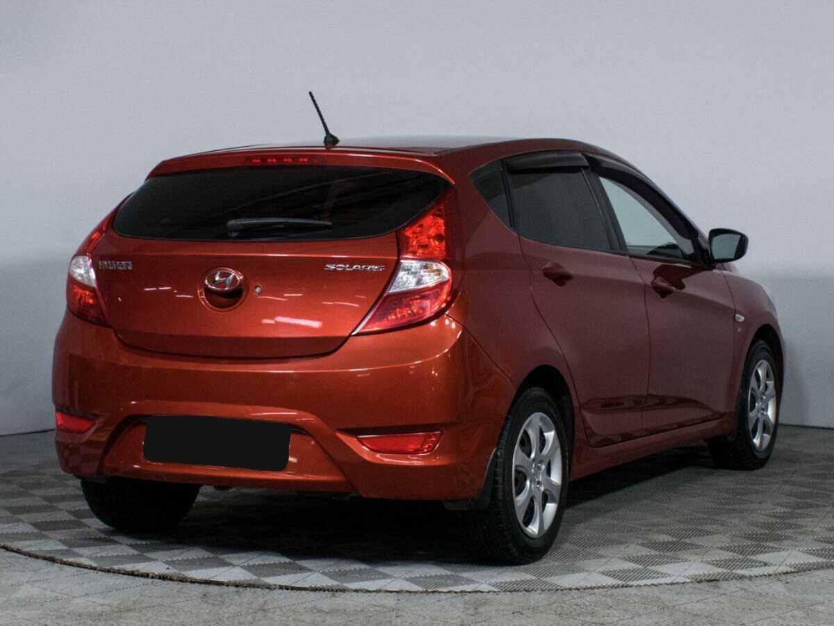 Купить Hyundai Solaris с пробегом. Фото: #4