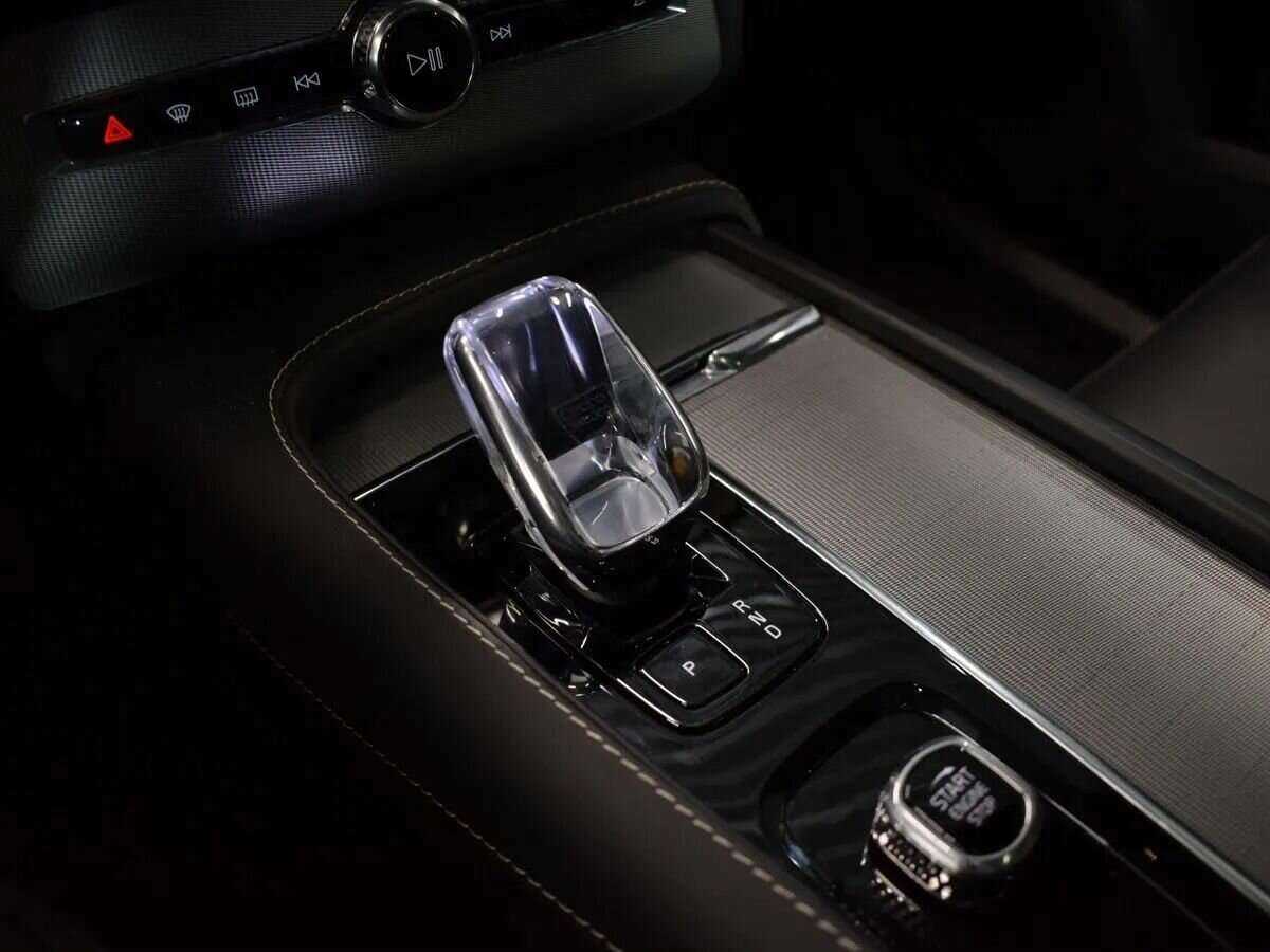 Купить Volvo XC90 с пробегом. Фото: #15