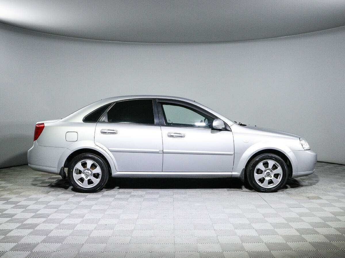 Купить Chevrolet Lacetti с пробегом. Фото: #3