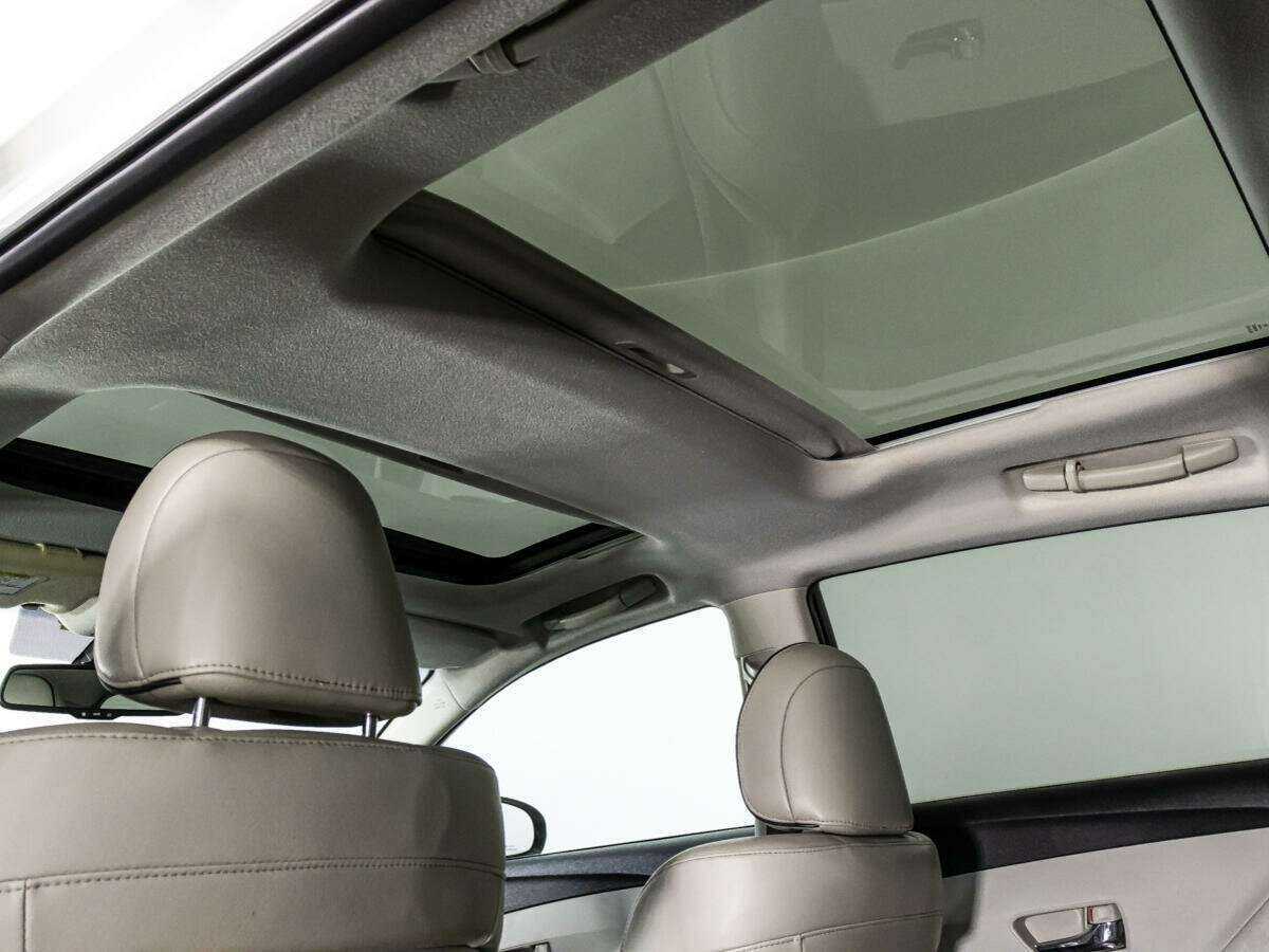 Купить Toyota Venza с пробегом. Фото: #16