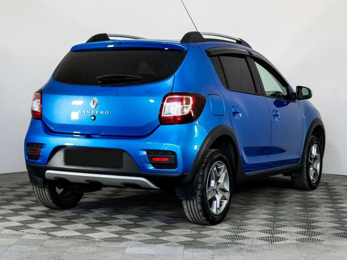 Купить Renault Sandero с пробегом. Фото: #4