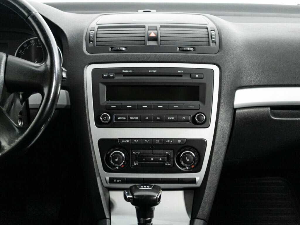 Купить Skoda Octavia с пробегом. Фото: #13
