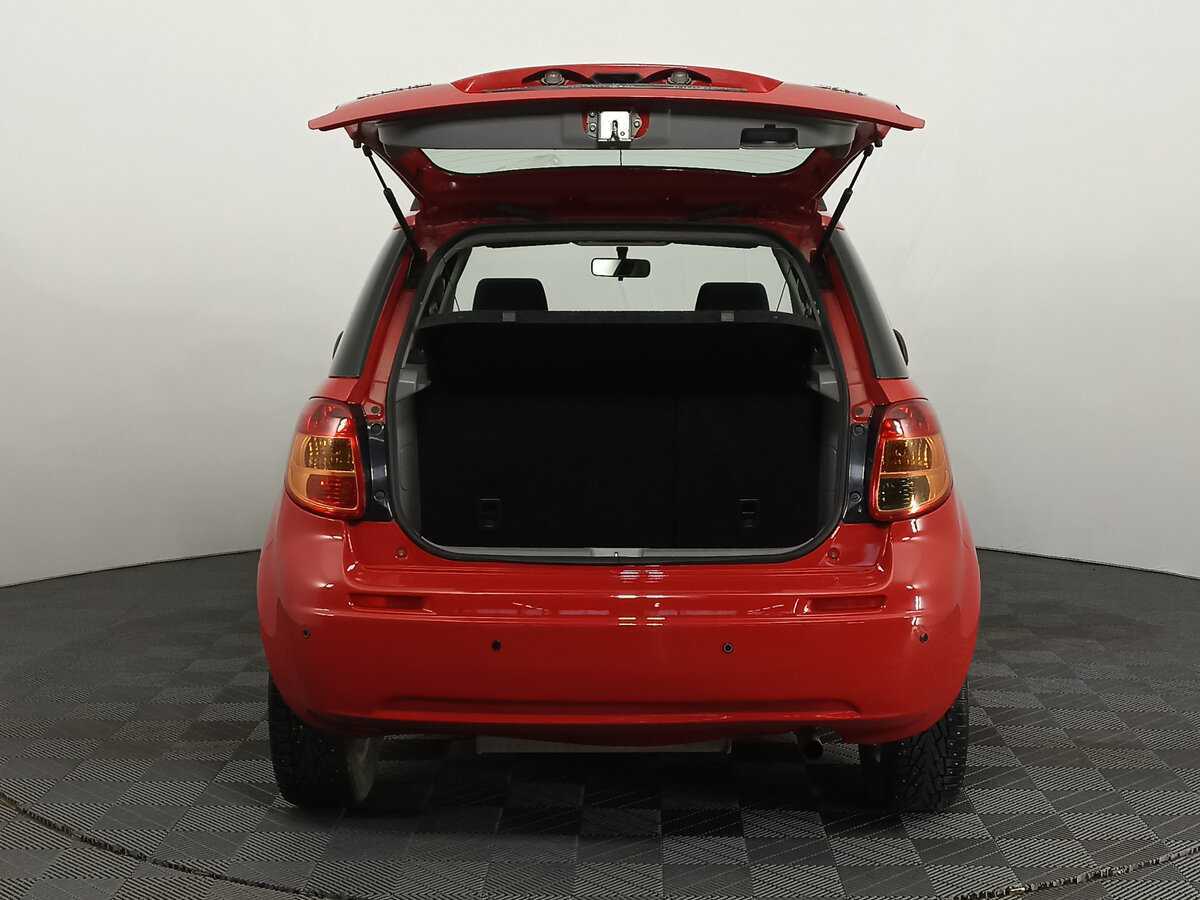 Купить Suzuki SX4 с пробегом. Фото: #9