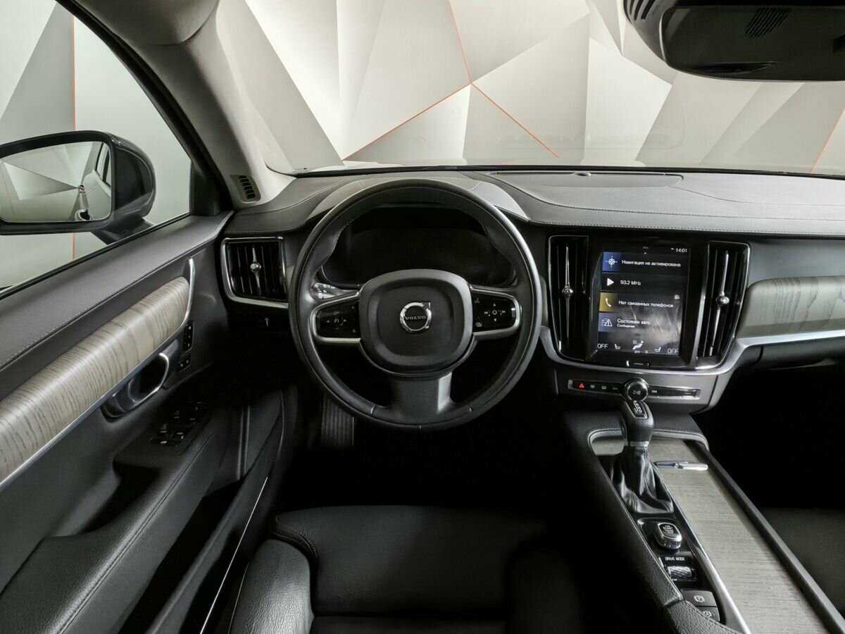 Купить Volvo S90 с пробегом. Фото: #14