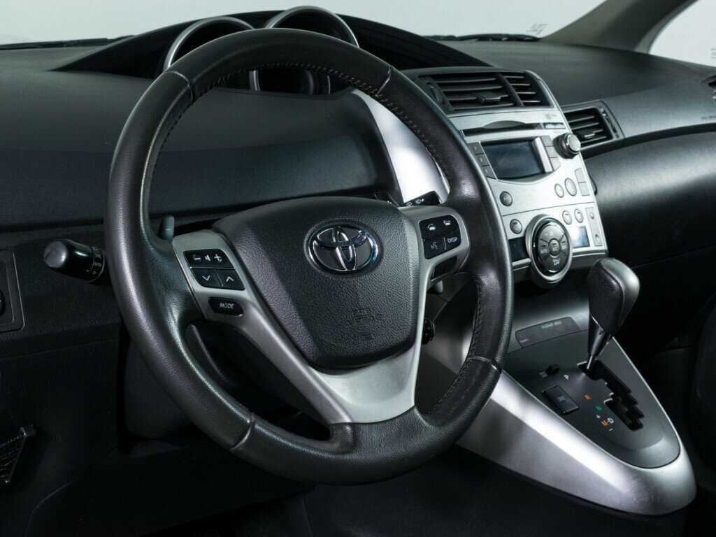 Купить Toyota Verso с пробегом. Фото: #11