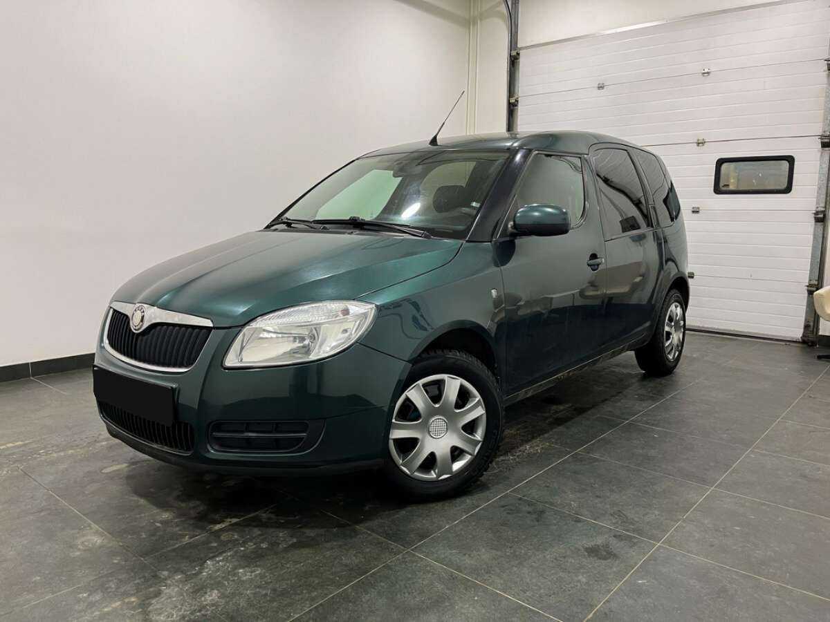 Купить Skoda Roomster с пробегом. Посмотреть фото