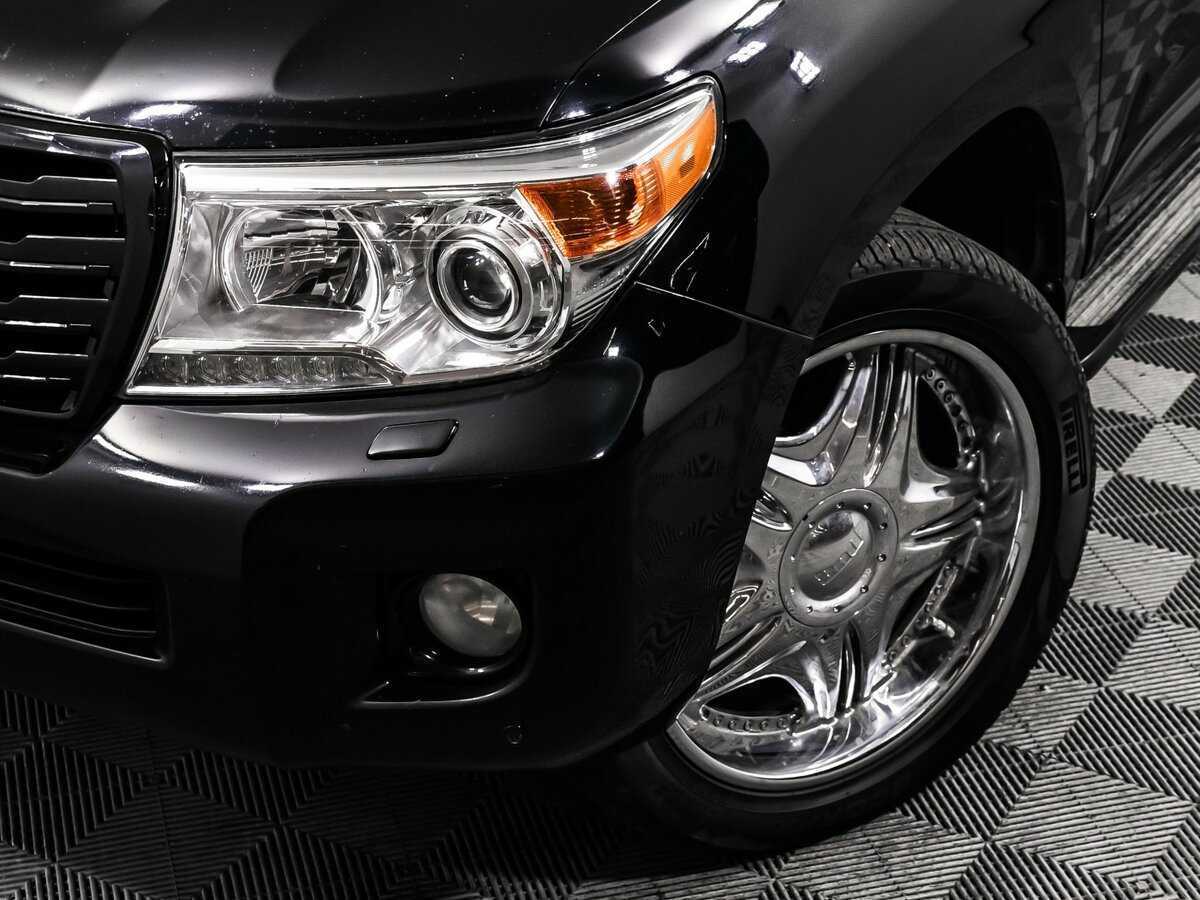 Купить Toyota Land Cruiser с пробегом. Фото: #14