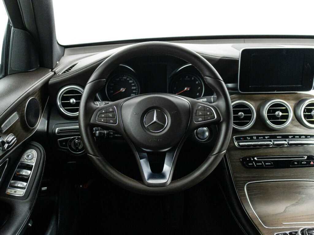 Купить Mercedes-Benz GLC с пробегом. Фото: #23
