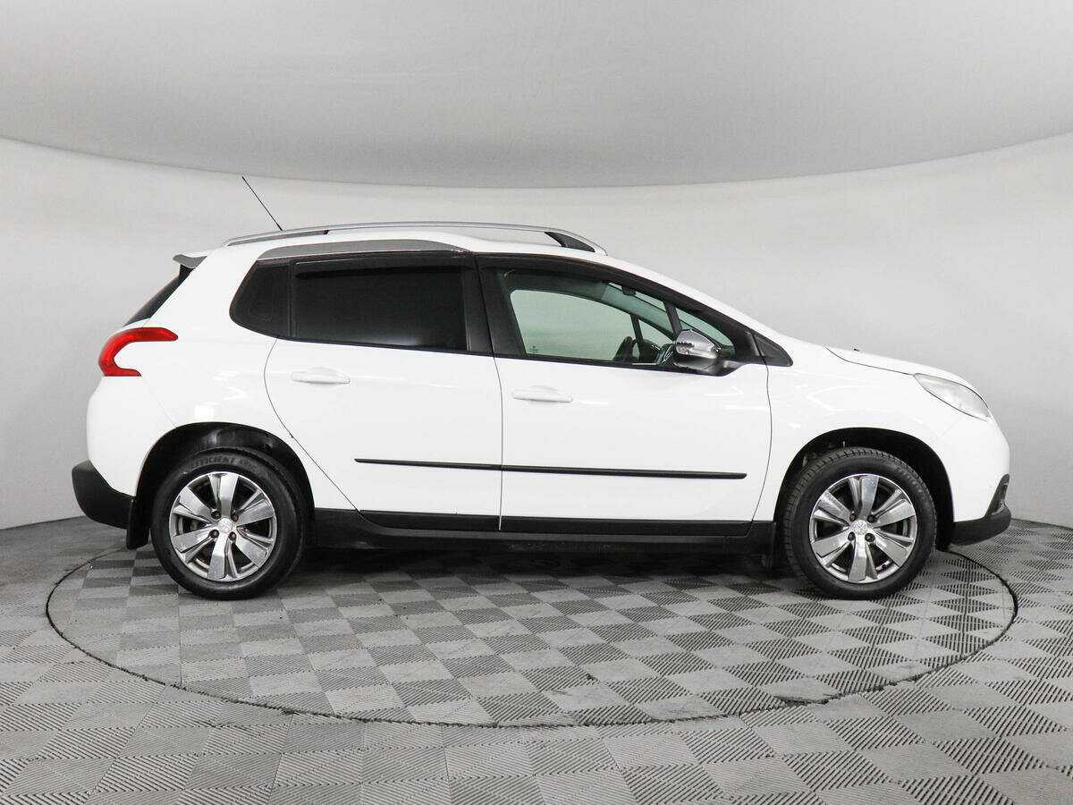 Купить Peugeot 2008 с пробегом. Фото: #3