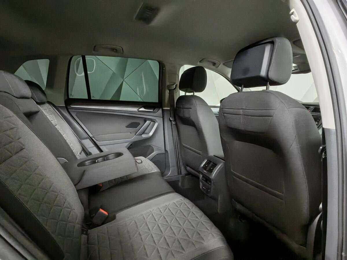 Купить Volkswagen Tiguan с пробегом. Фото: #11