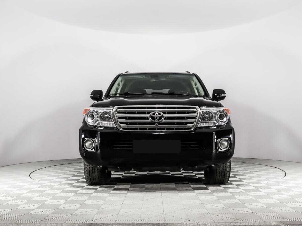 Купить Toyota Land Cruiser с пробегом. Фото: #1