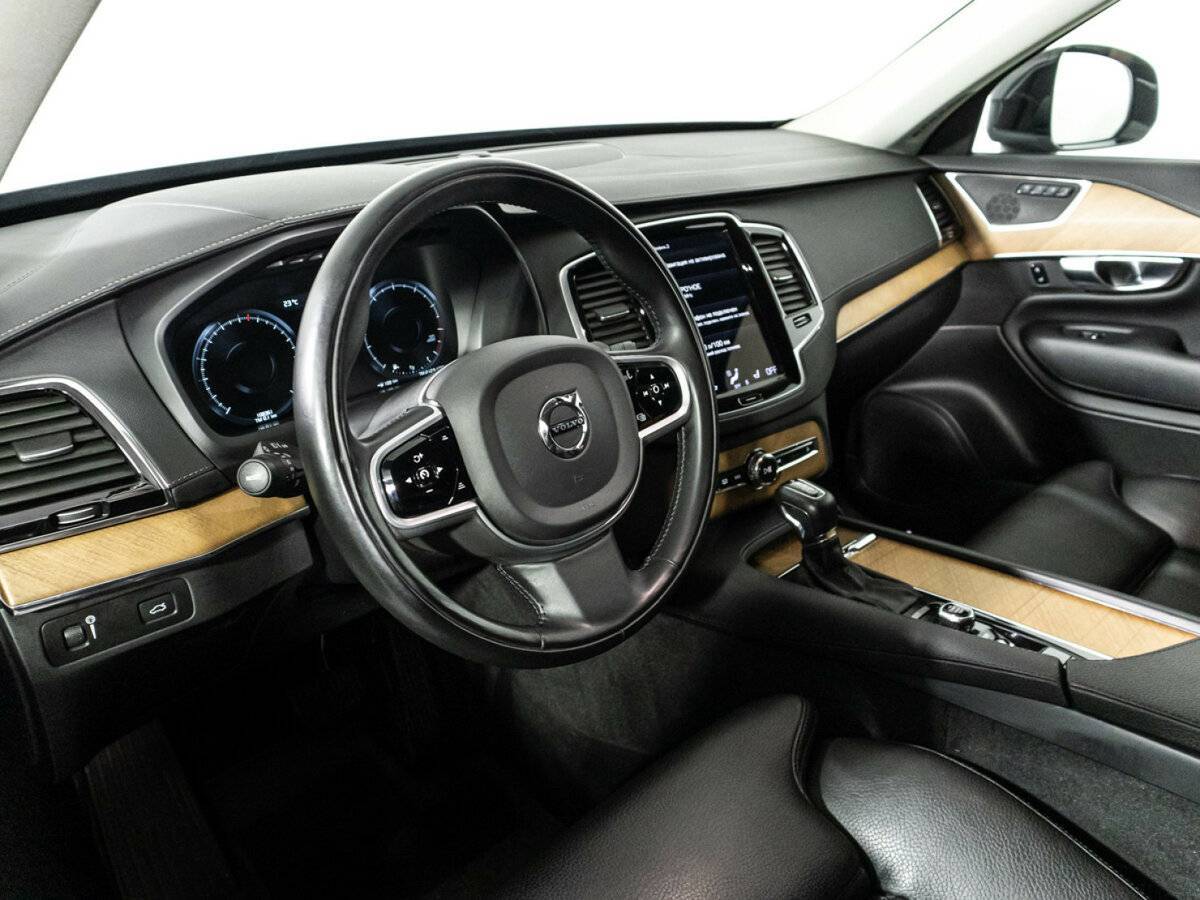 Купить Volvo XC90 с пробегом. Фото: #10