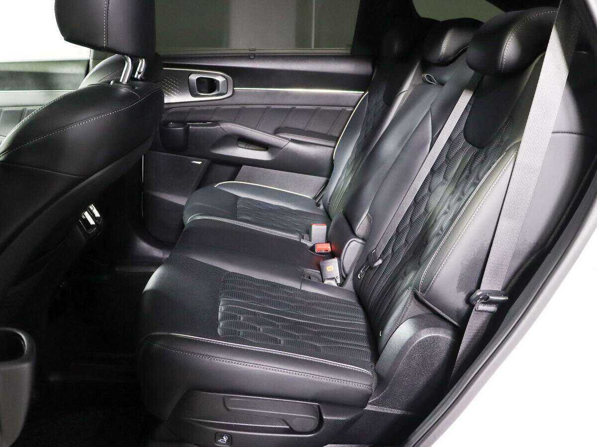 Купить Kia Sorento с пробегом. Фото: #6