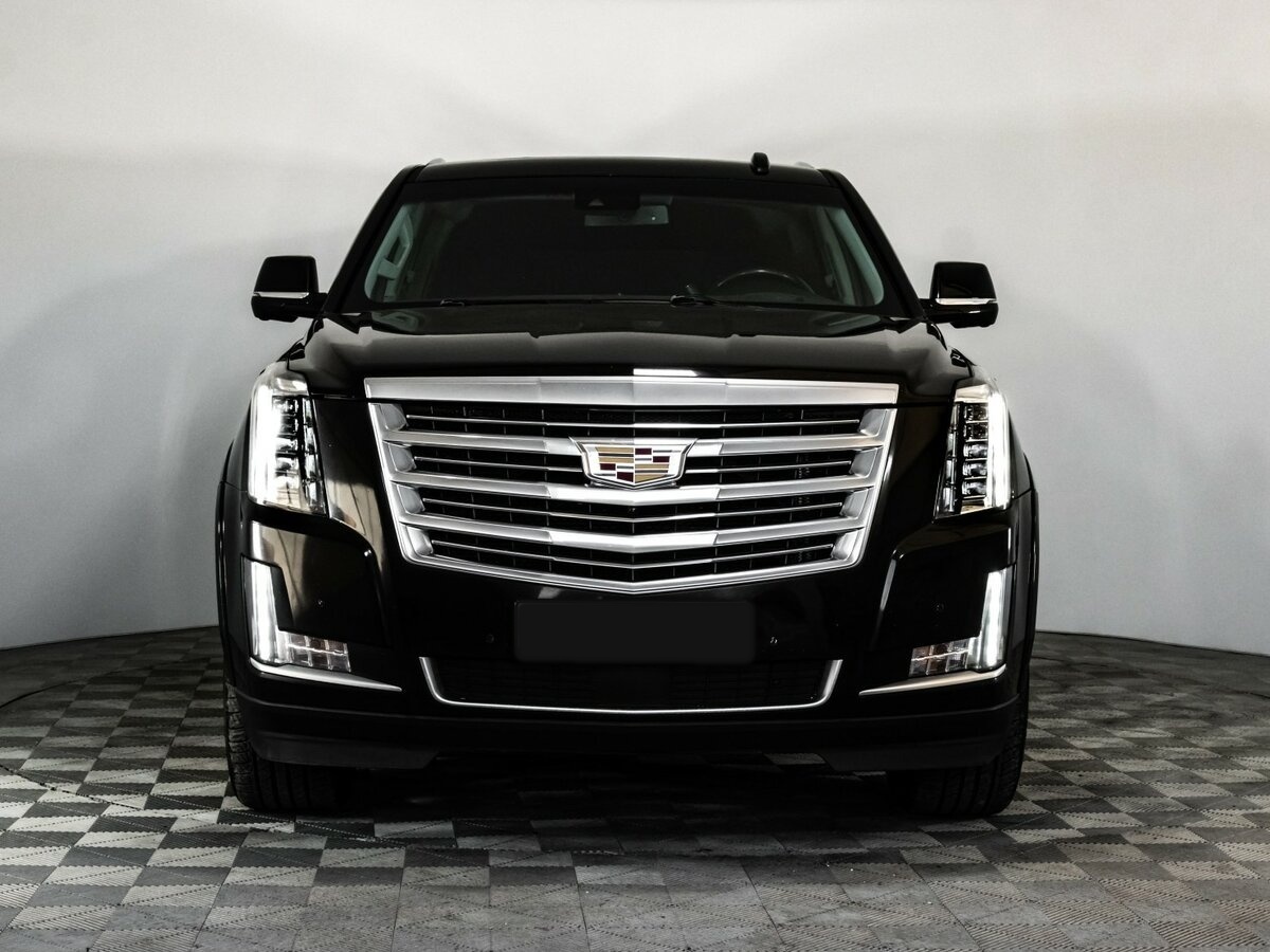 Купить Cadillac Escalade с пробегом. Фото: #1