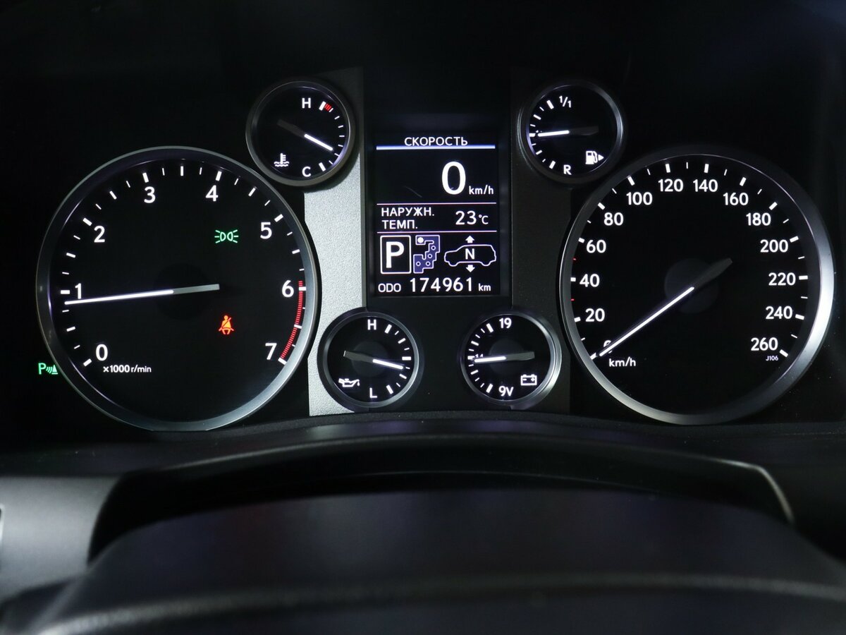 Купить Lexus LX с пробегом. Фото: #10