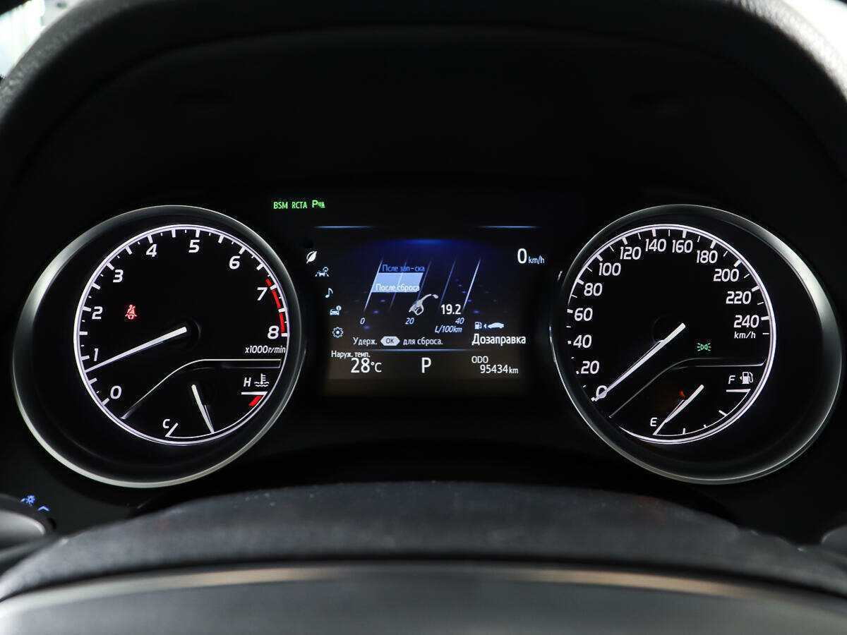 Купить Toyota Camry с пробегом. Фото: #15