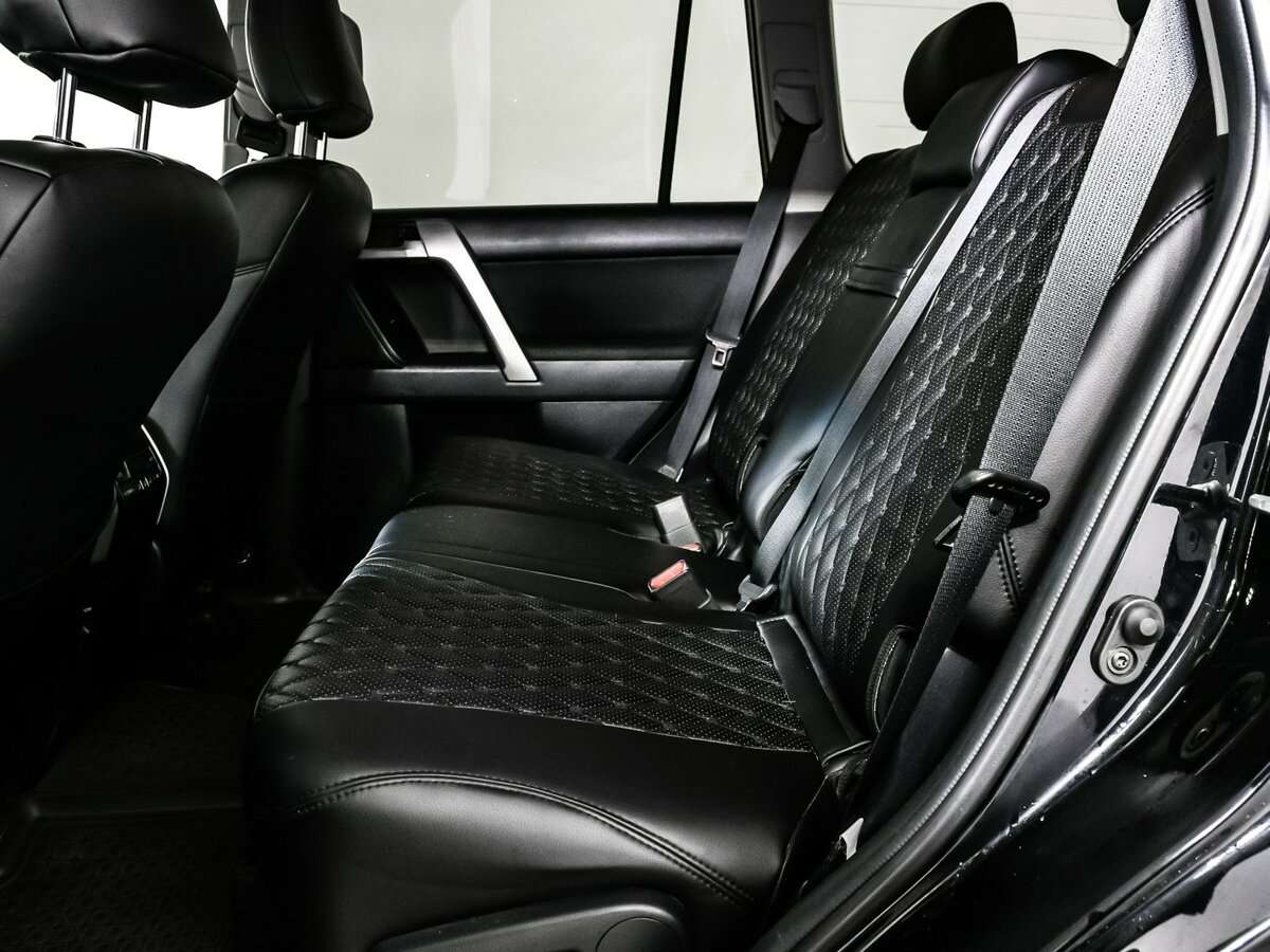 Купить Toyota Land Cruiser Prado с пробегом. Фото: #11