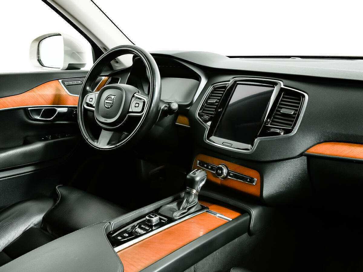 Купить Volvo XC90 с пробегом. Фото: #6