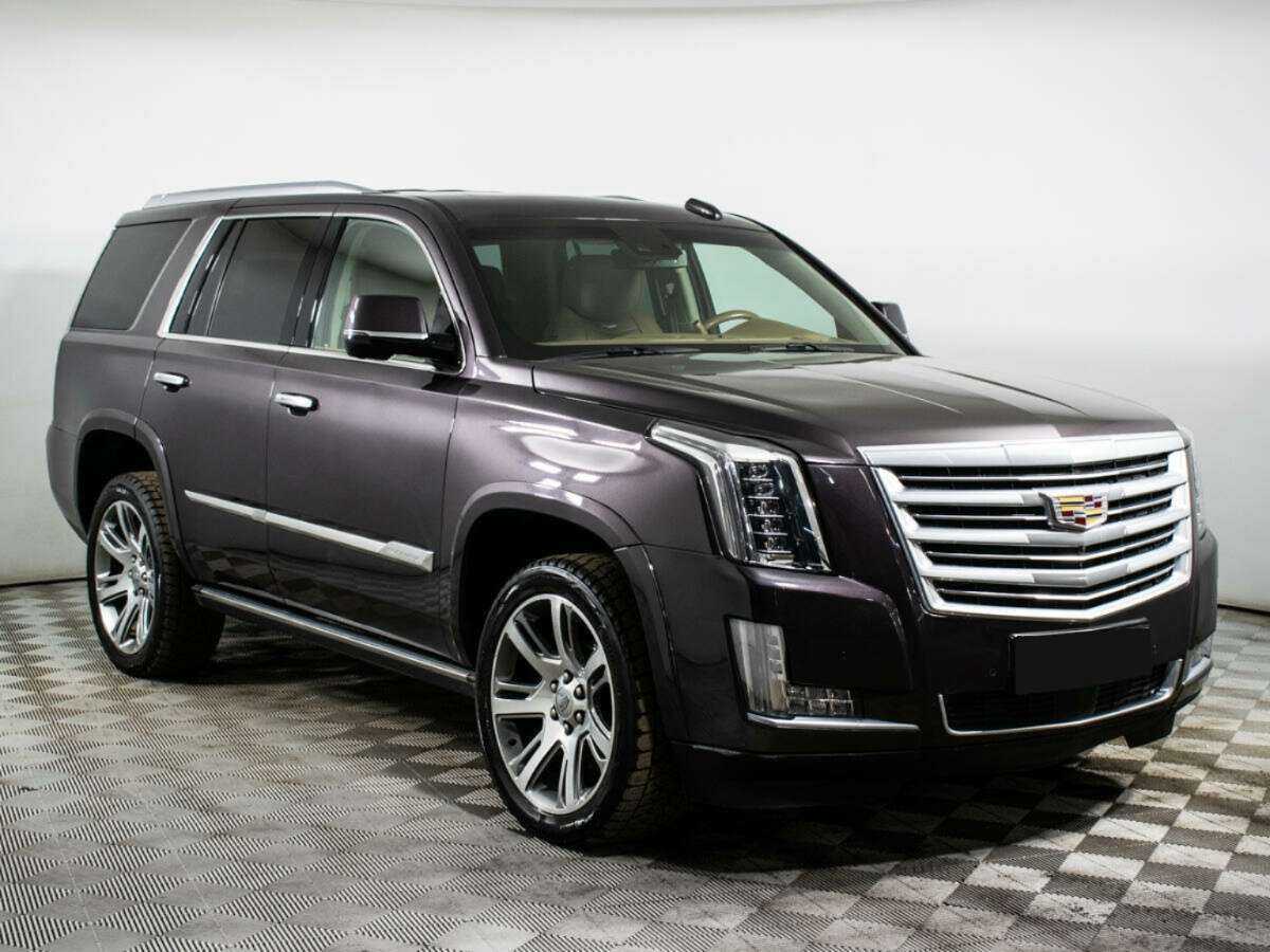 Купить Cadillac Escalade с пробегом. Фото: #2