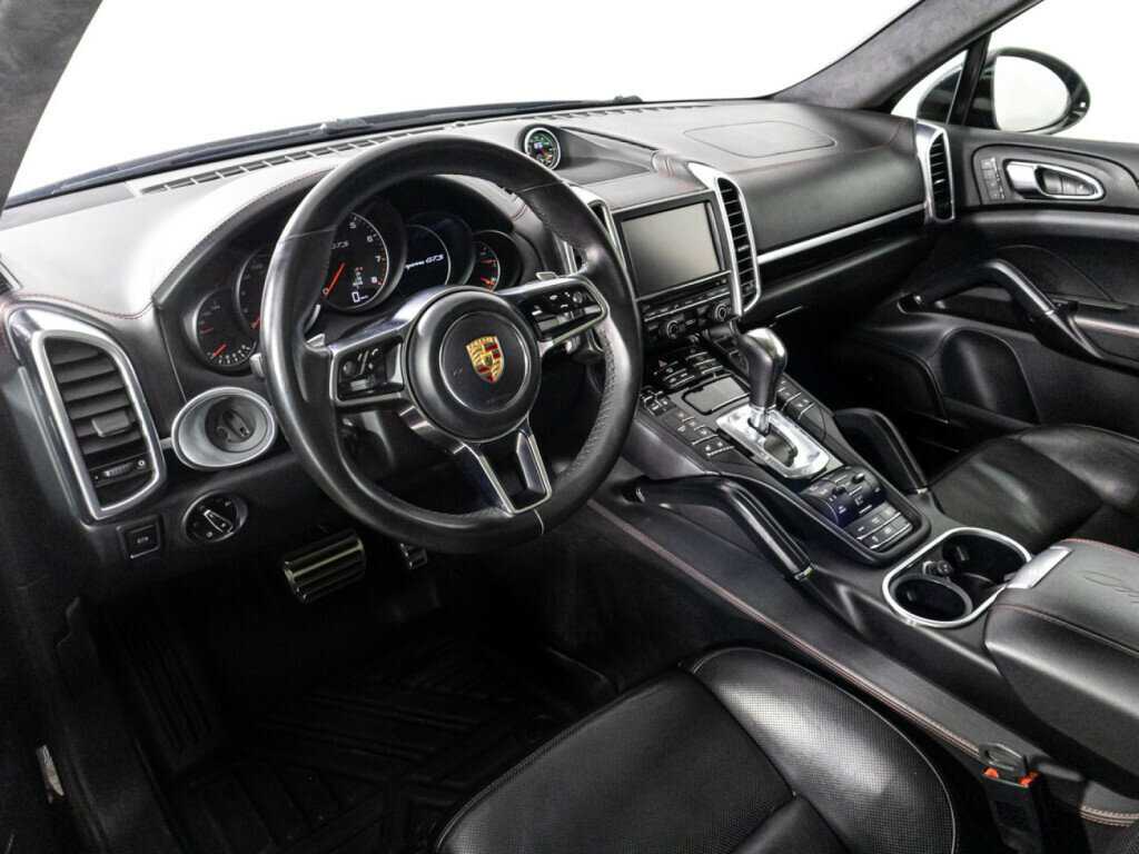 Купить Porsche Cayenne с пробегом. Фото: #10
