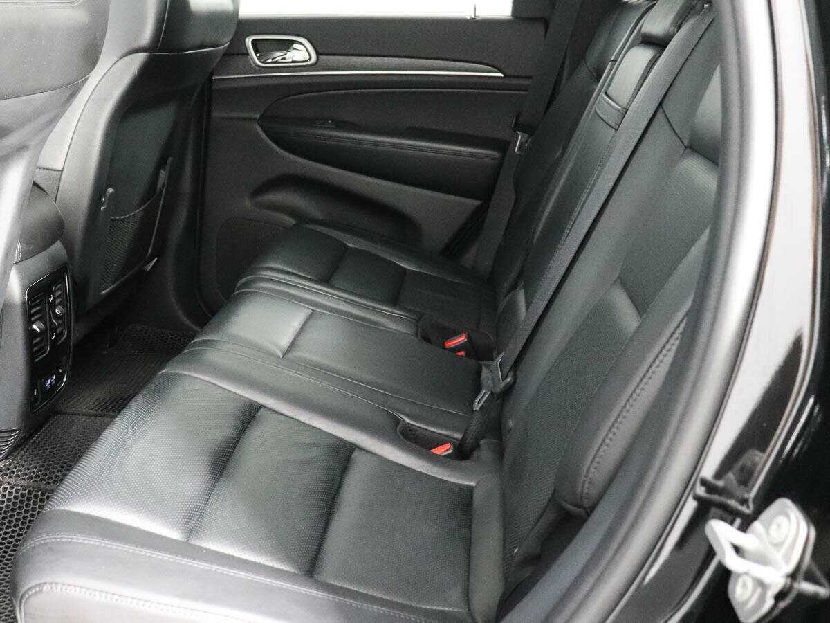 Купить Jeep Grand Cherokee с пробегом. Фото: #10