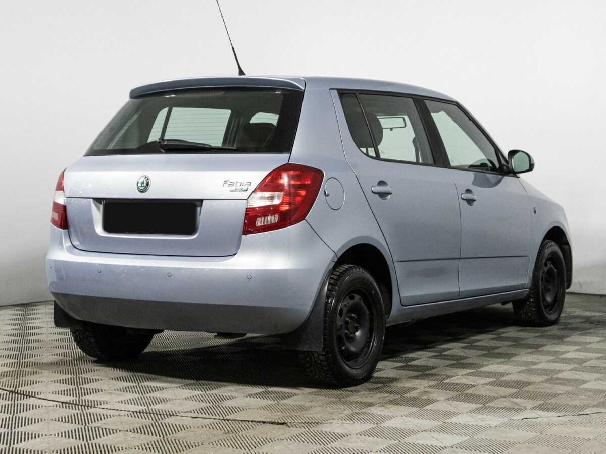 Купить Skoda Fabia с пробегом. Фото: #4