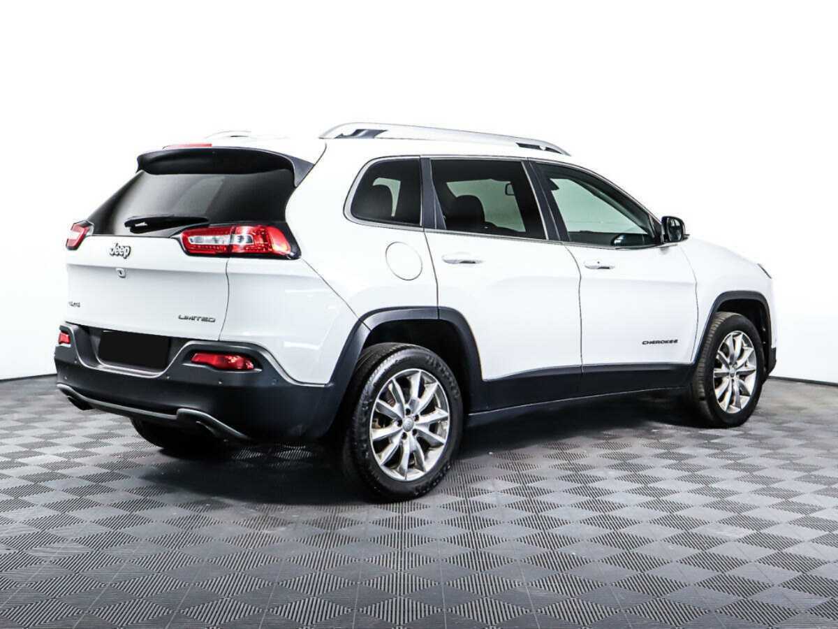 Купить Jeep Cherokee с пробегом. Фото: #3
