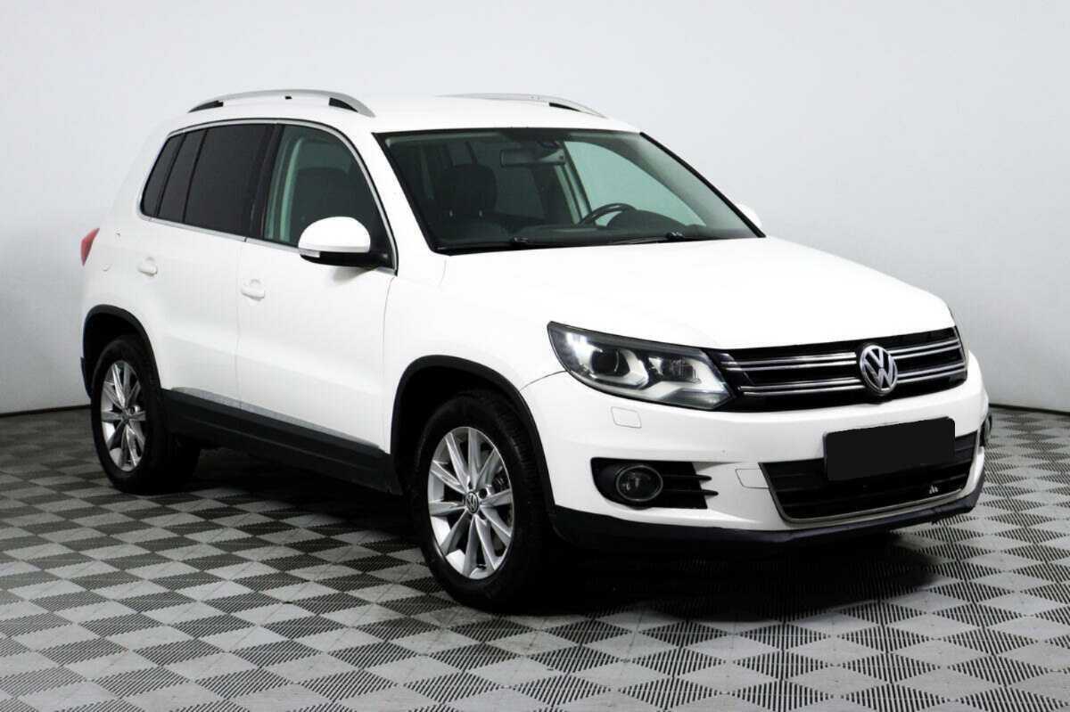 Купить Volkswagen Tiguan с пробегом. Фото: #2