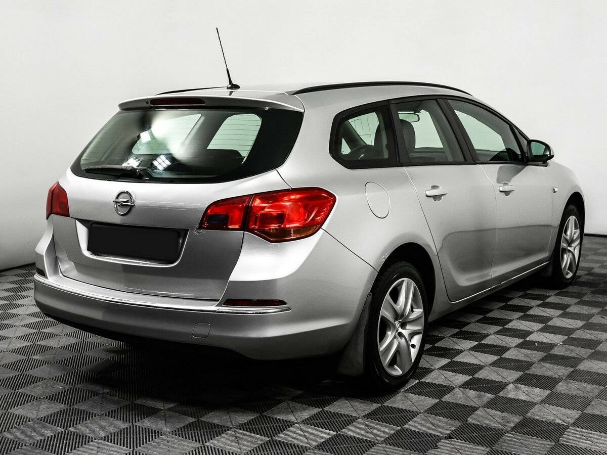 Купить Opel Astra с пробегом. Фото: #4