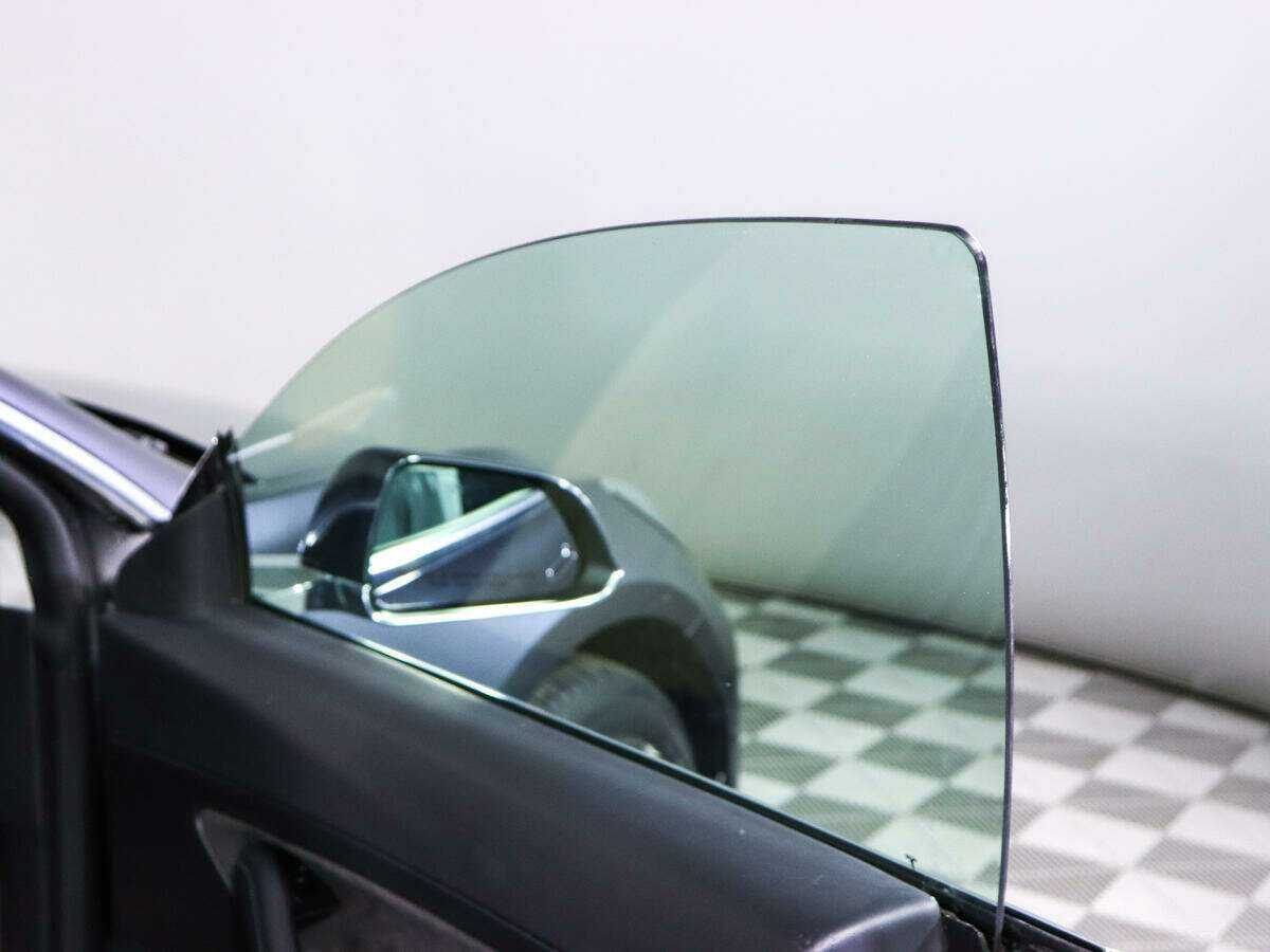 Купить Tesla Model 3 с пробегом. Фото: #19