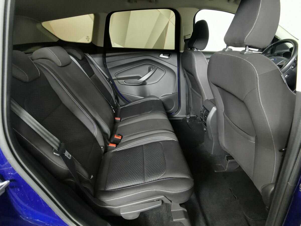 Купить Ford Kuga с пробегом. Фото: #11