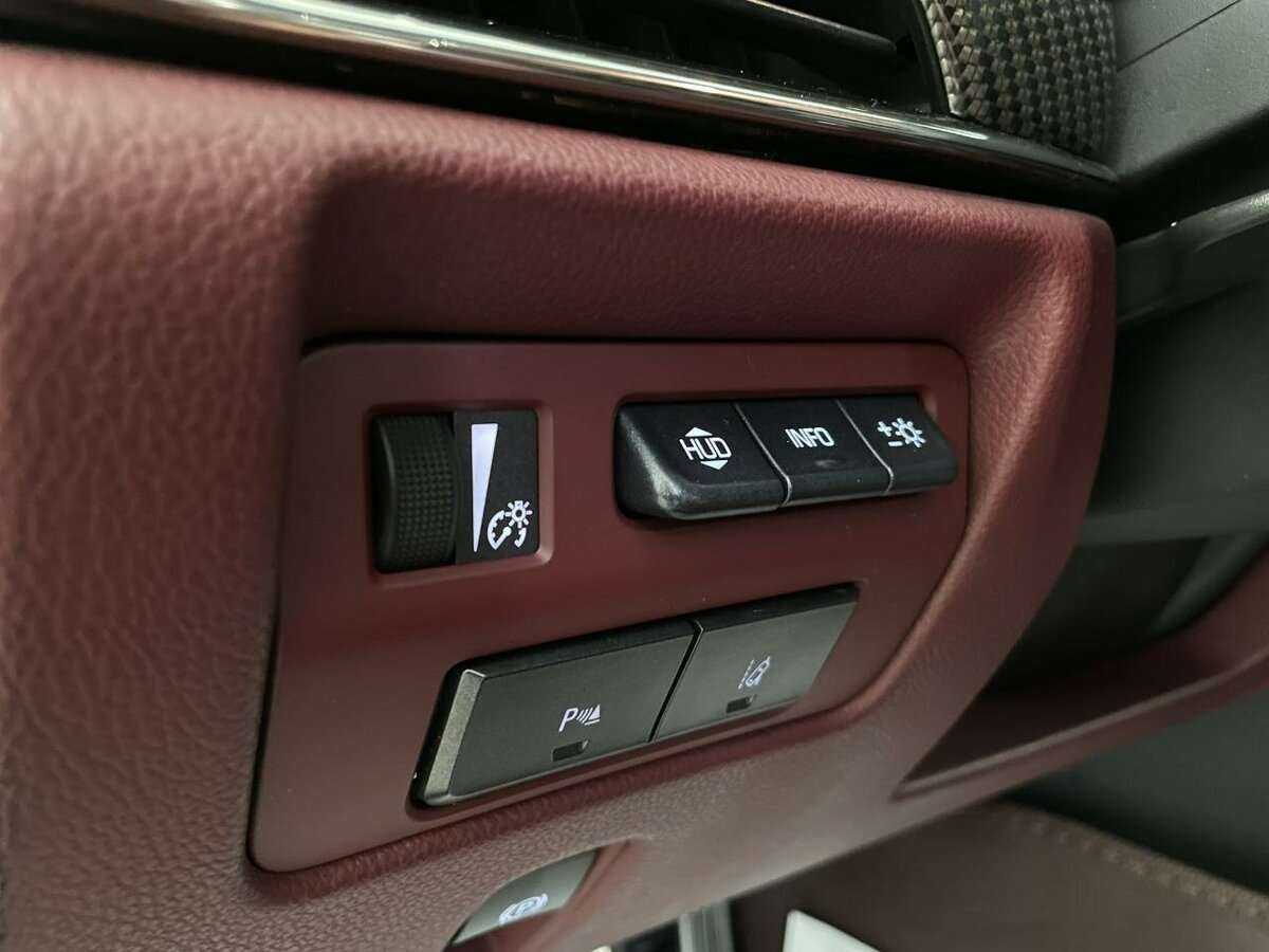 Купить Cadillac ATS с пробегом. Фото: #8