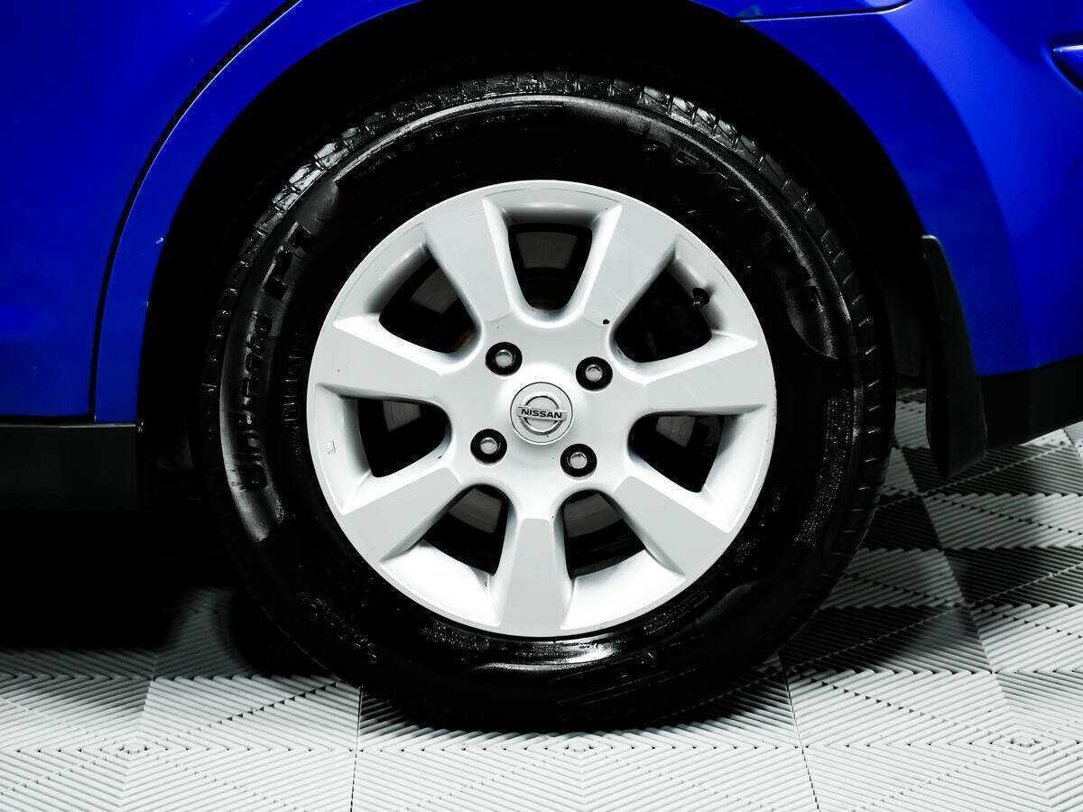 Купить Nissan Tiida с пробегом. Фото: #13