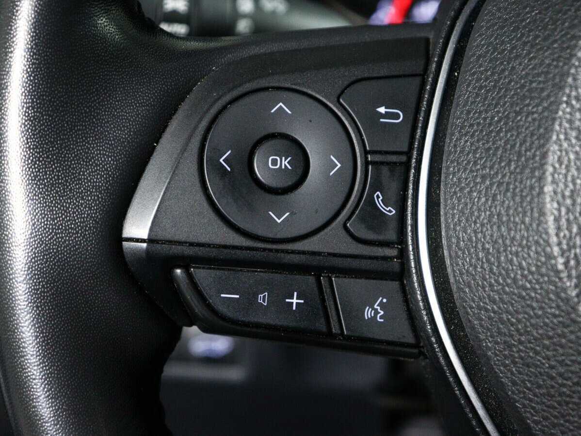 Купить Toyota RAV4 с пробегом. Фото: #20