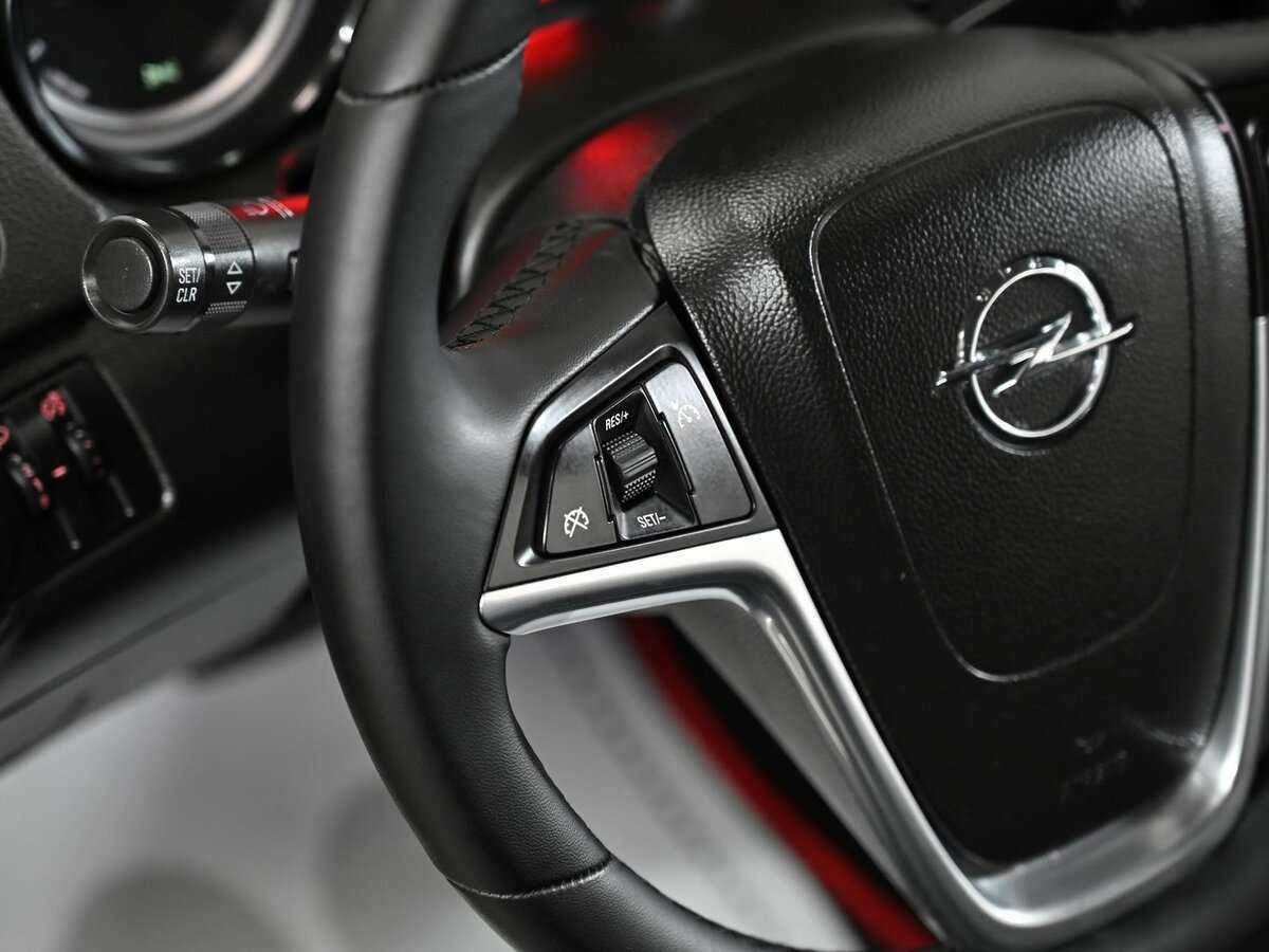 Купить Opel Insignia с пробегом. Фото: #8