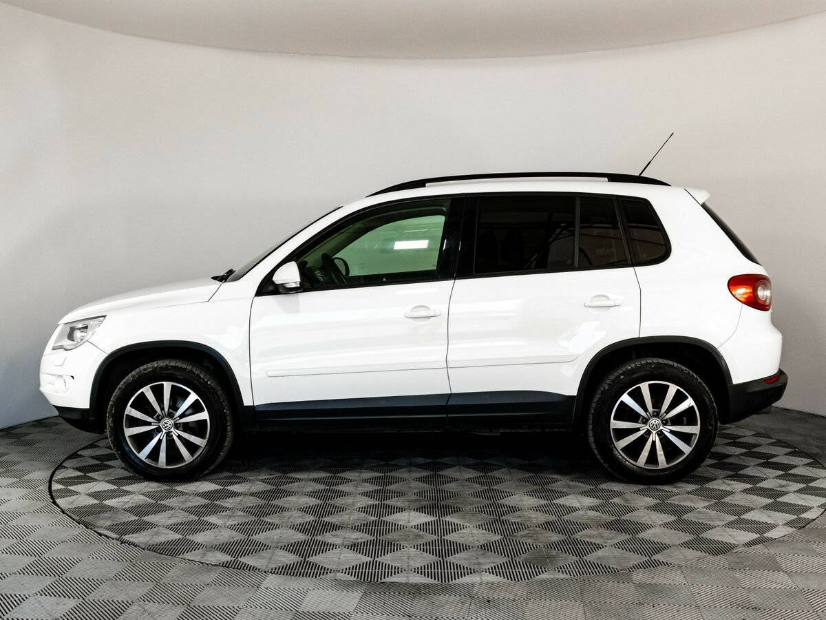 Купить Volkswagen Tiguan с пробегом. Фото: #7