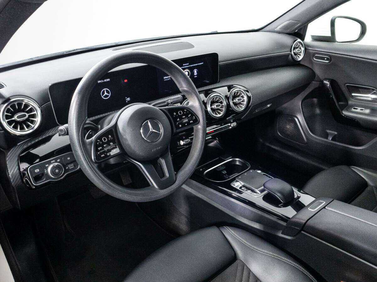 Купить Mercedes-Benz A-Класс с пробегом. Фото: #10