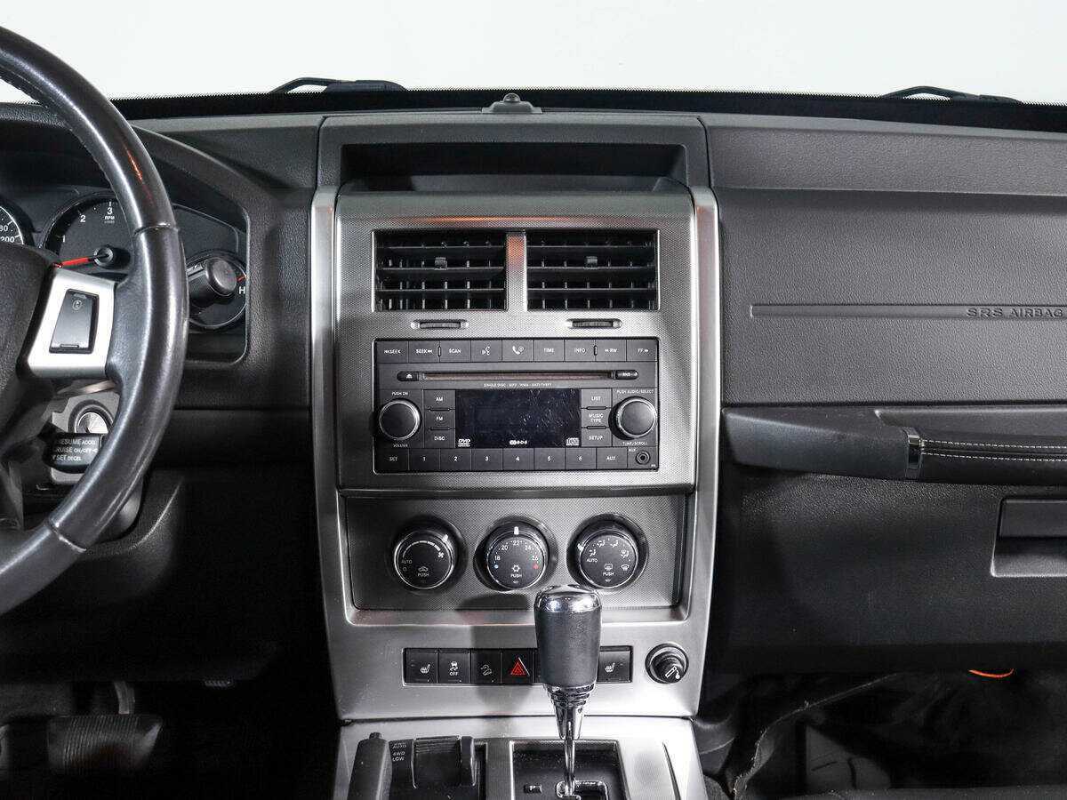 Купить Jeep Cherokee с пробегом. Фото: #11