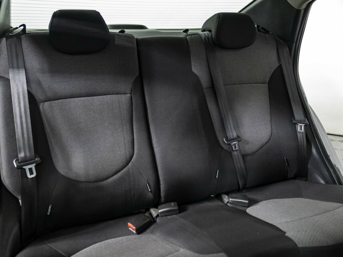 Купить Hyundai Solaris с пробегом. Фото: #10
