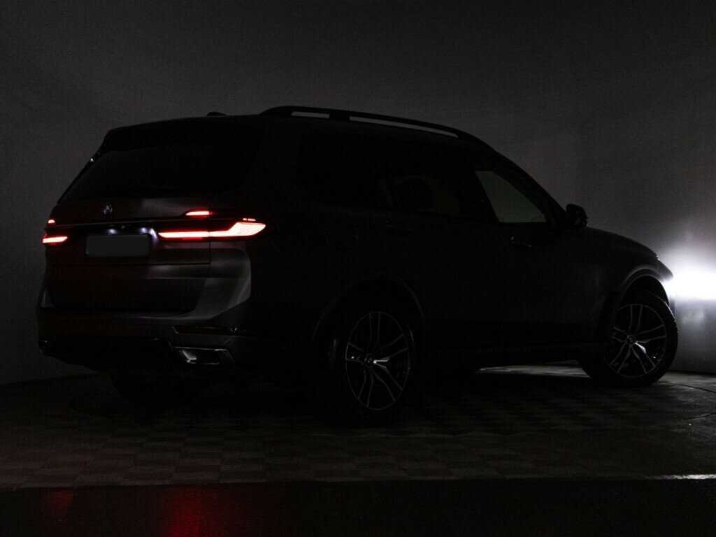 Купить BMW X7 с пробегом. Фото: #30