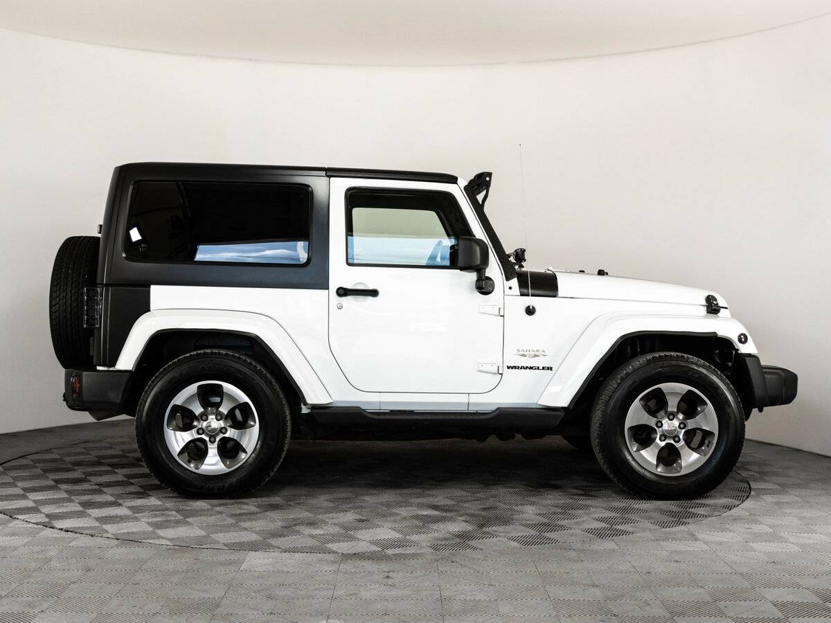 Купить Jeep Wrangler с пробегом. Фото: #5