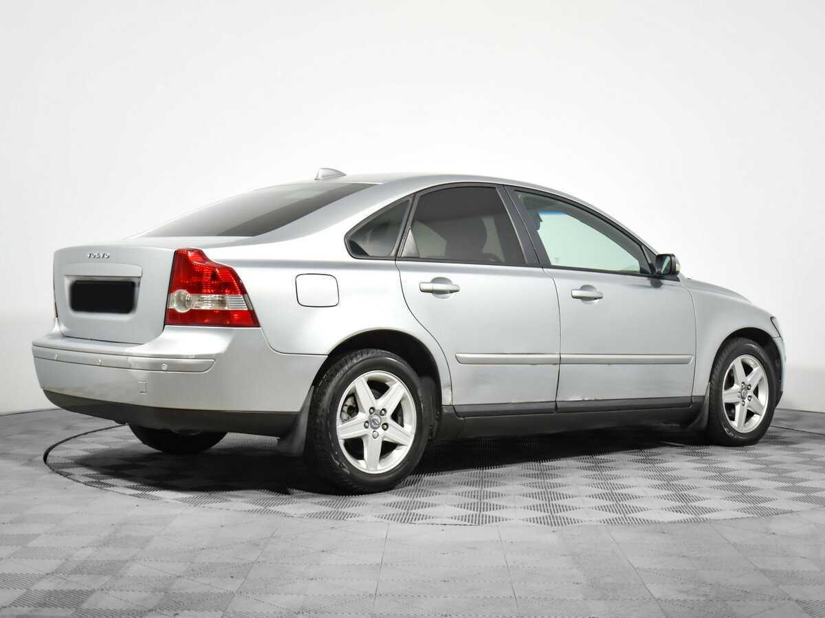 Купить Volvo S40 с пробегом. Фото: #4