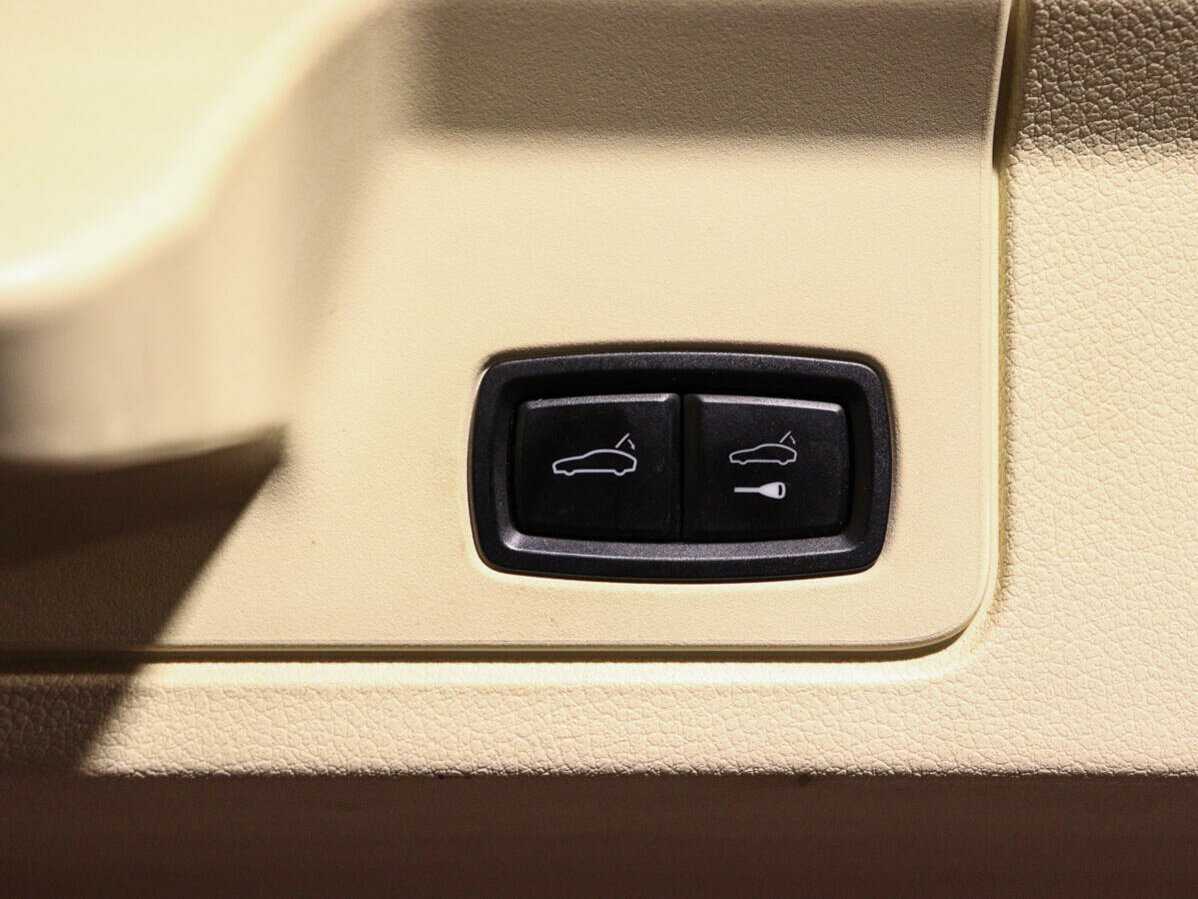 Купить Porsche Panamera с пробегом. Фото: #16
