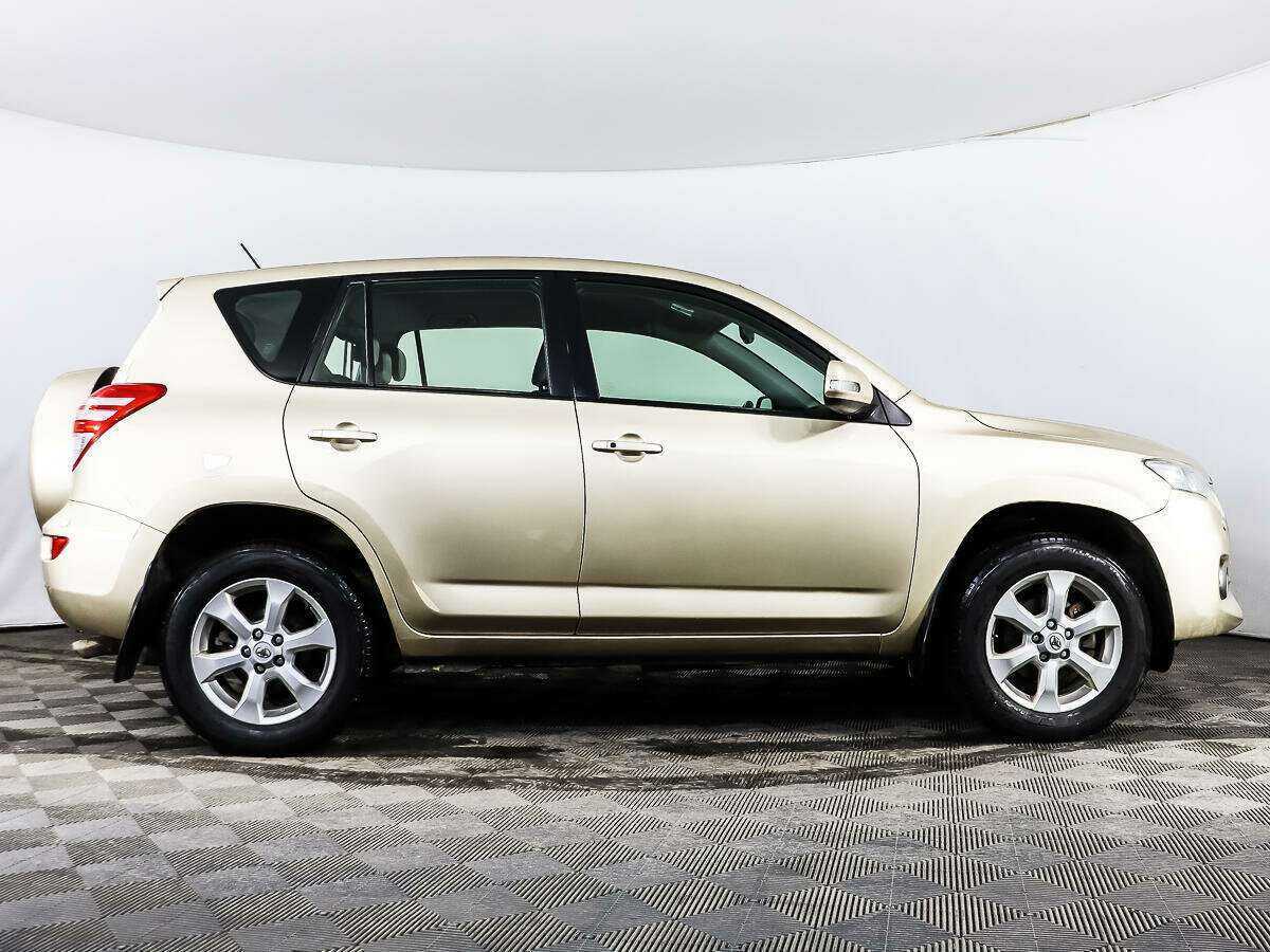 Купить Toyota RAV4 с пробегом. Фото: #3