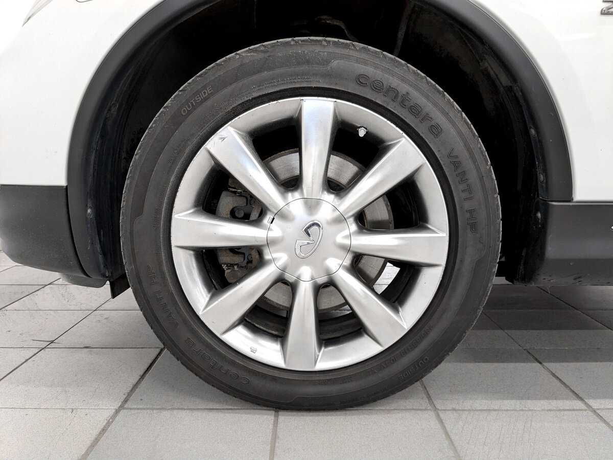 Купить Infiniti QX50 с пробегом. Фото: #17