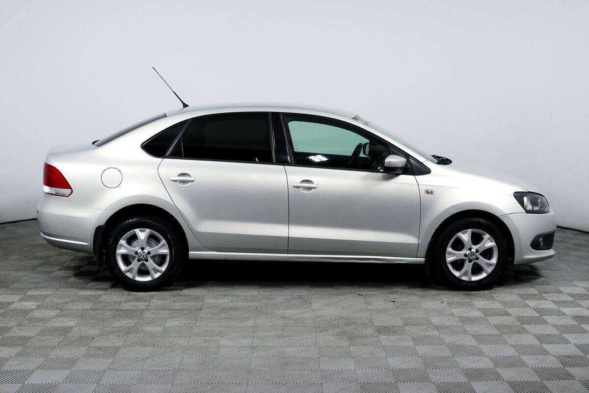 Купить Volkswagen Polo с пробегом. Фото: #3