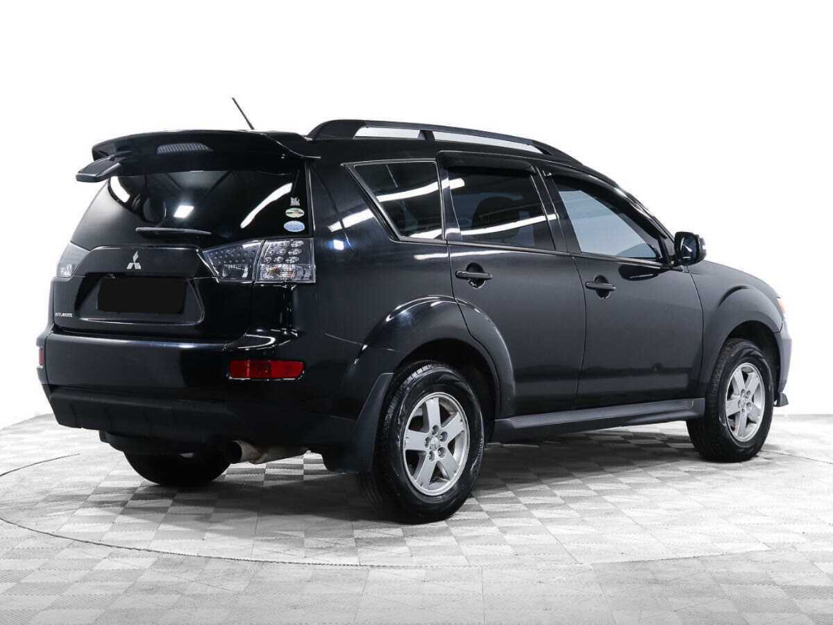 Купить Mitsubishi Outlander с пробегом. Фото: #3