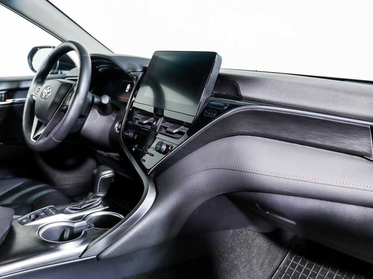 Купить Toyota Camry с пробегом. Фото: #8